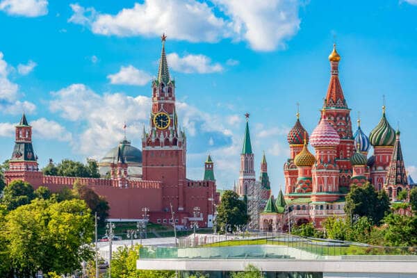 Indian Tourists Rush to Moscow, Vietnam, Japan and South Korea as Visa Rules Ease