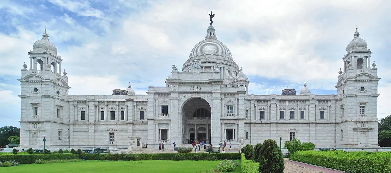 Best Travel Agency in Kolkata for Domestic & International Trips