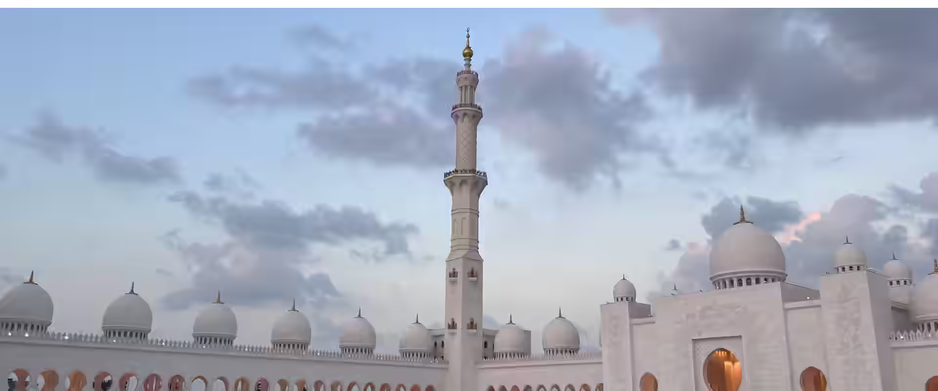 Dubai + Abu Dhabi Luxury Tour image 5