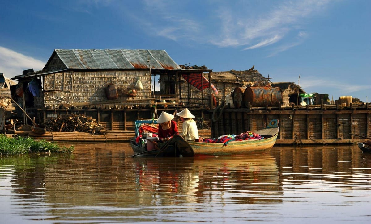 World’s Most Amazing Floating Villages You Can Actually Visit