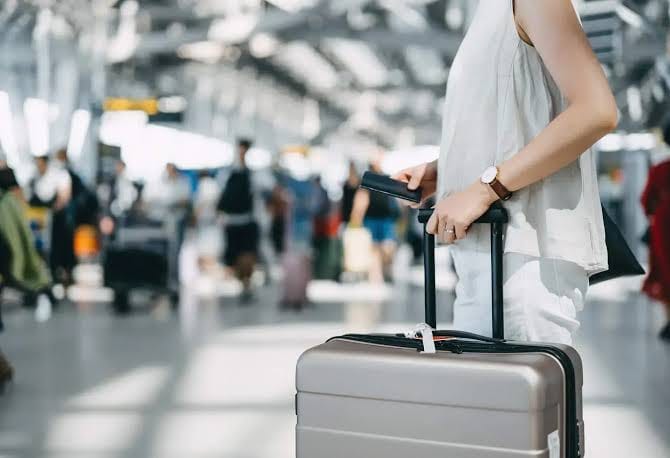 10 Things You Should Never Pack In Your Hand Luggage At Indian Airports