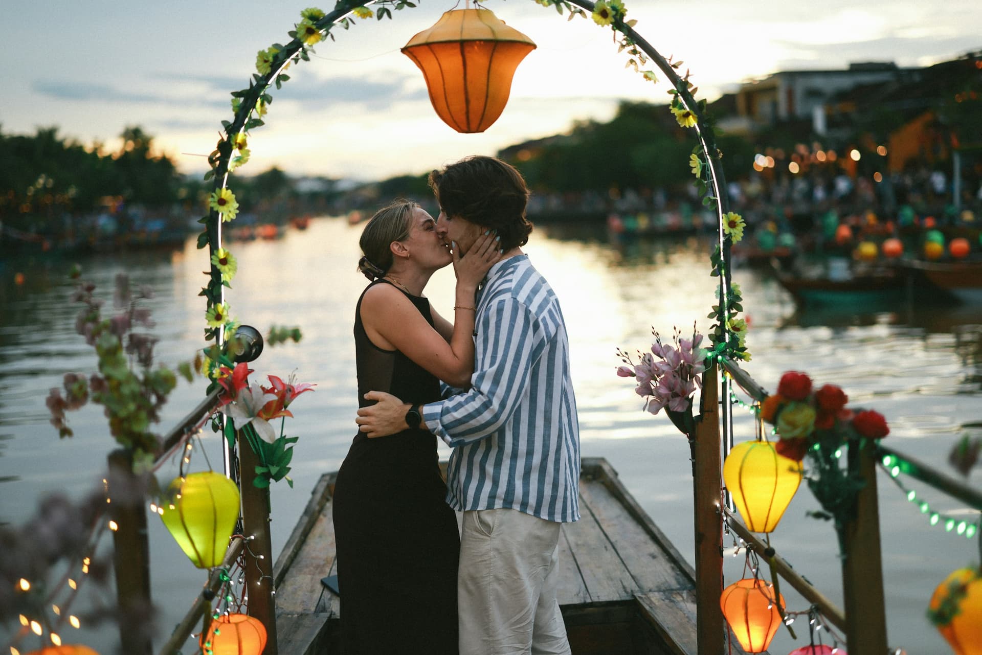 Meghalaya Romance – Honeymoon Escape