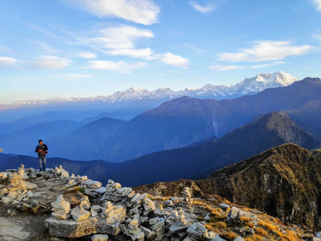 Sunrise view from Chandrashila peak in the Himalayas