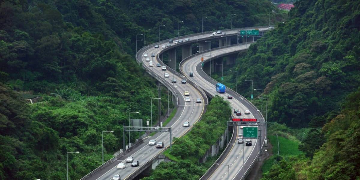 New Road Corridor Speeds Up Delhi to Dehradun Trips